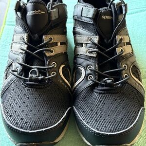 Speedo Black and Gray water shoes